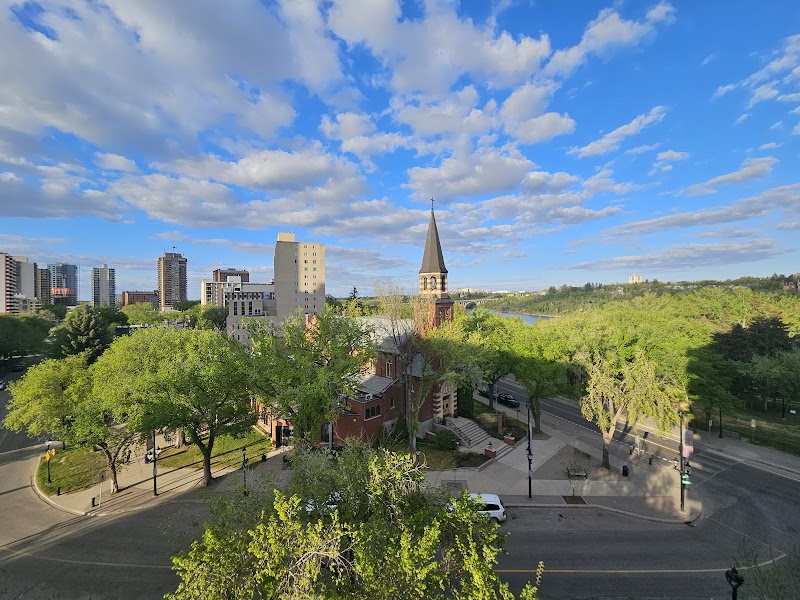 The James Hotel in Berwyn, United States