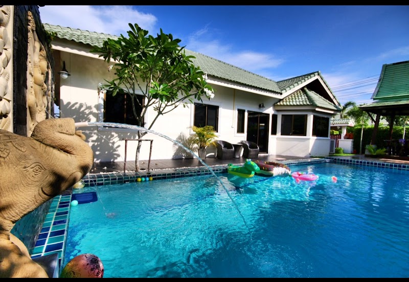 The Siam Place Pool Villa in Ban Nong Prue, Thailand