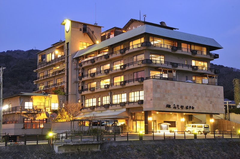 Toi Fujiya Hotel in Izu, Japan