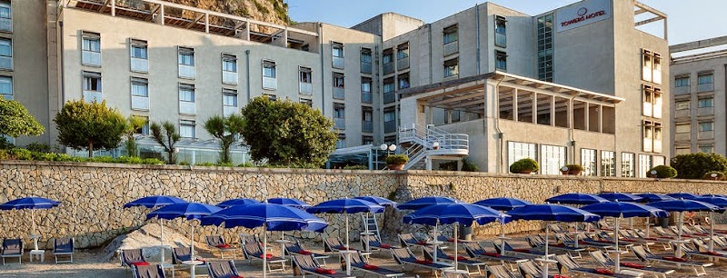 Towers Hotel Stabiae Sorrento Coast in Castellammare di Stabia, Italy