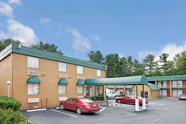 Travelodge by Wyndham Beckley in Beckley, United States