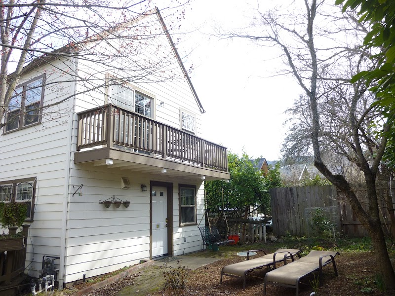 Tudor Inn in Ashland, United States