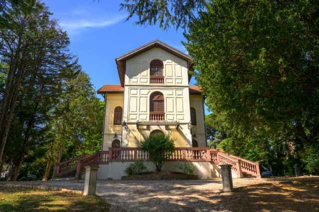 Villa Lodi Fiuggi in Coriano, Italy