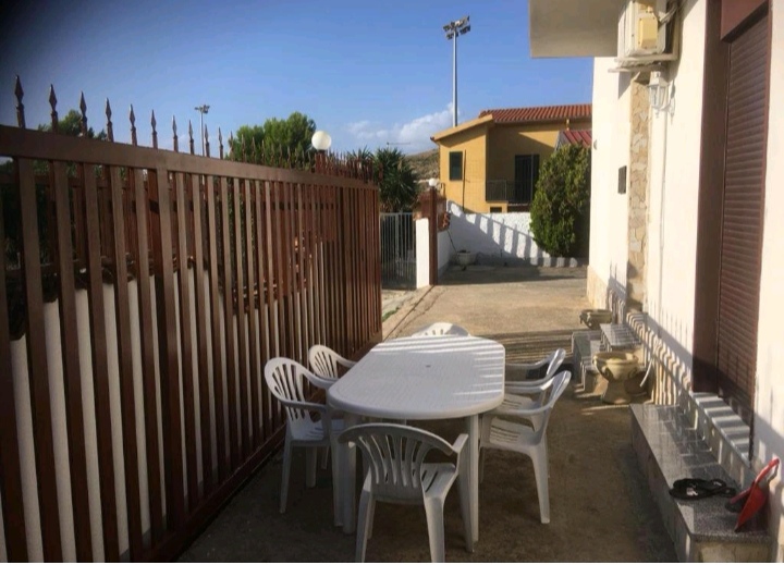 Villa Mediterranea in Altavilla Milicia, Italy