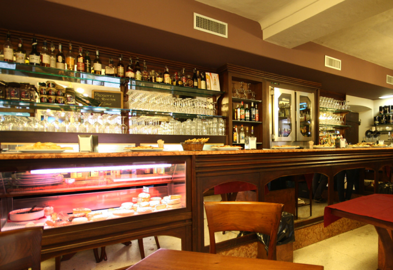 Vincafe in Alba, Italy