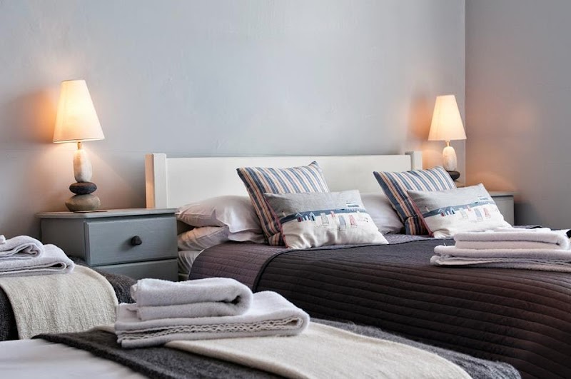 Waves In in Boscombe, United Kingdom