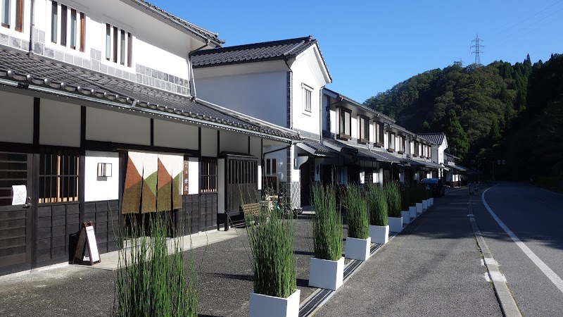 Yubara Onsen Mutsumi Ryokan in Maniwa, Japan