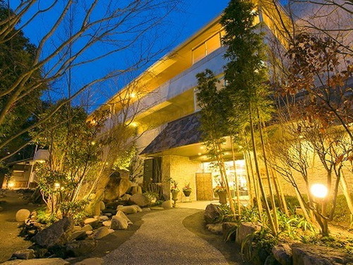 Yufuin Bessou Shikisai Hotel in Yufu, Japan