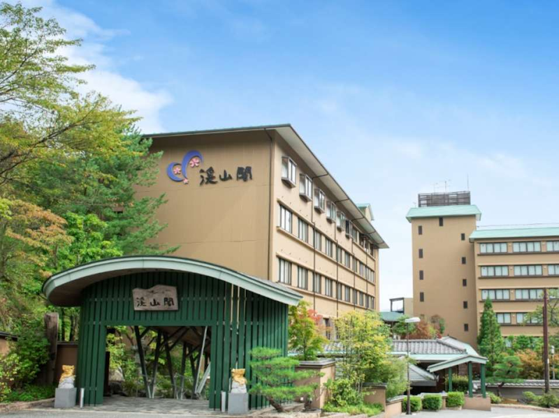Yunohana Onsen Omotenashinoyado Keizankaku in Kameoka, Japan