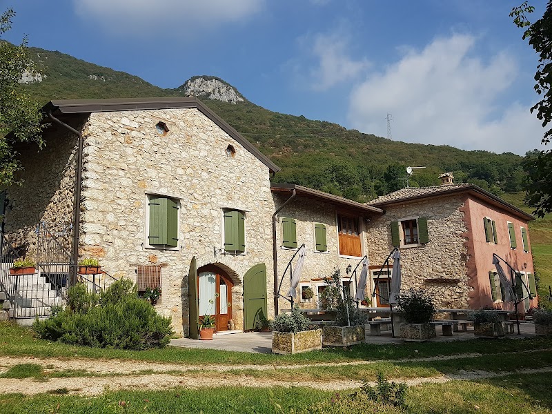 Agriturismo Lusani in Caprino Veronese, Italy
