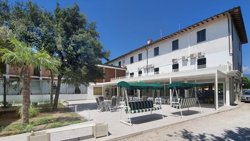 Albergo Raffaelli Villa Angela in Montignoso, Italy