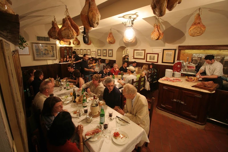 Albergo Ristorante Latini in Certaldo, Italy