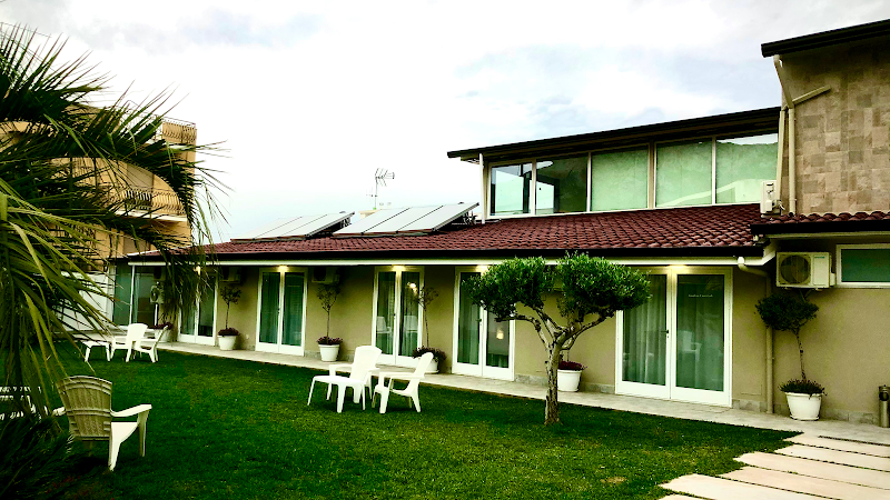 Amantea Bed & Breakfast in Terrasini Favarotta, Italy