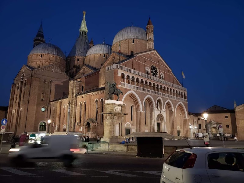 B&B Al Teatro in Reggio di Calabria, Italy