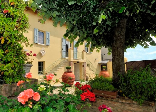 B&B Cesare Magli & Figli in Molinella, Italy