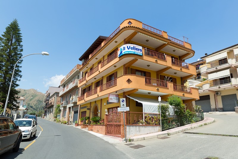 B&B Il Veliero in Santa Teresa di Riva, Italy