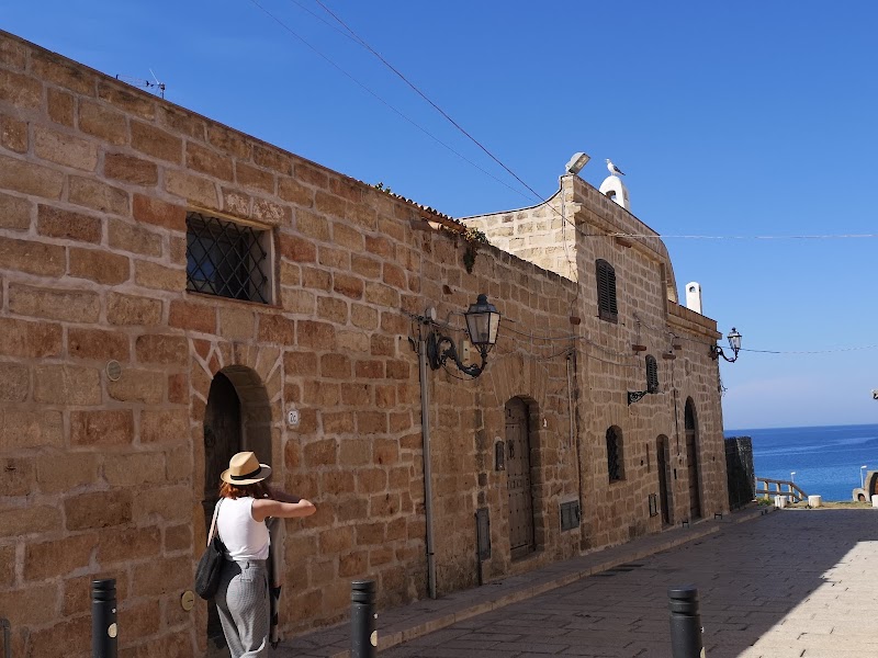 B&B La Roccia in Terrasini Favarotta, Italy