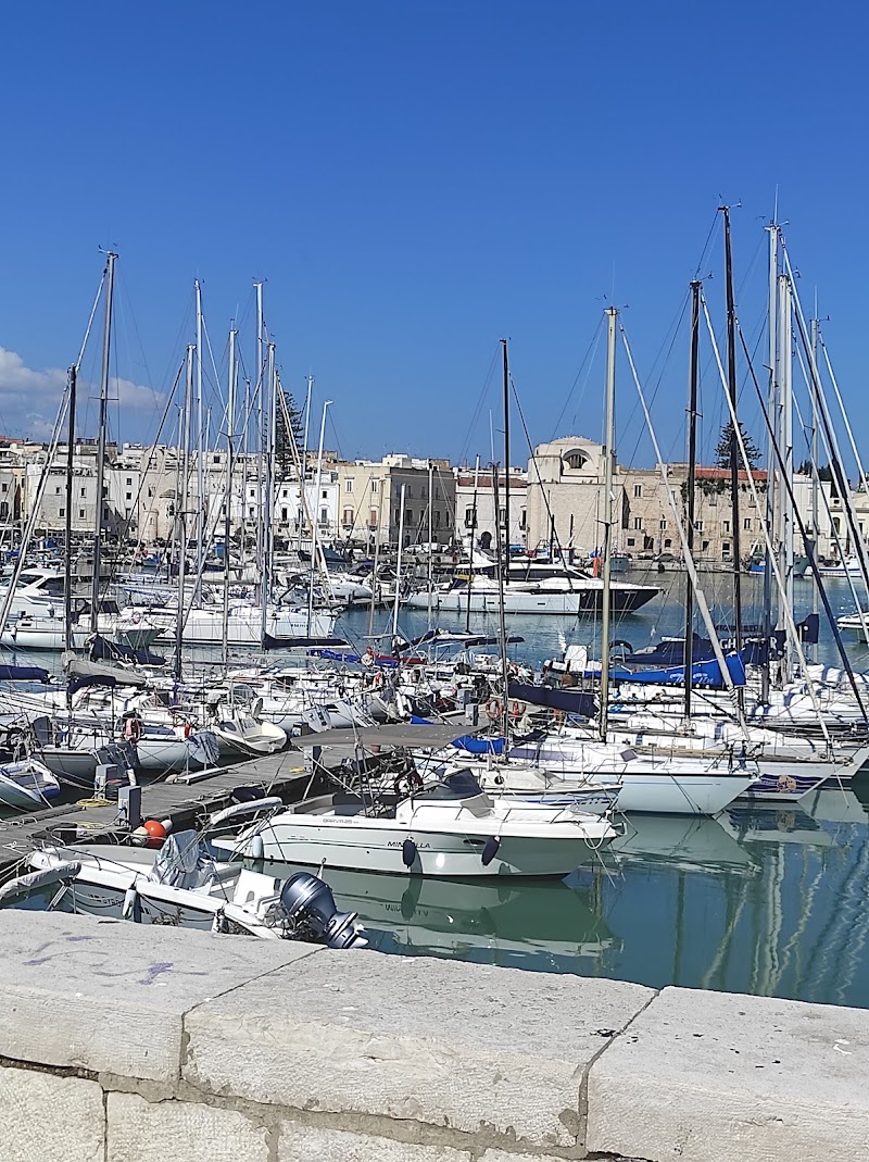 Bed & Breakfast La Maison in Andria, Italy