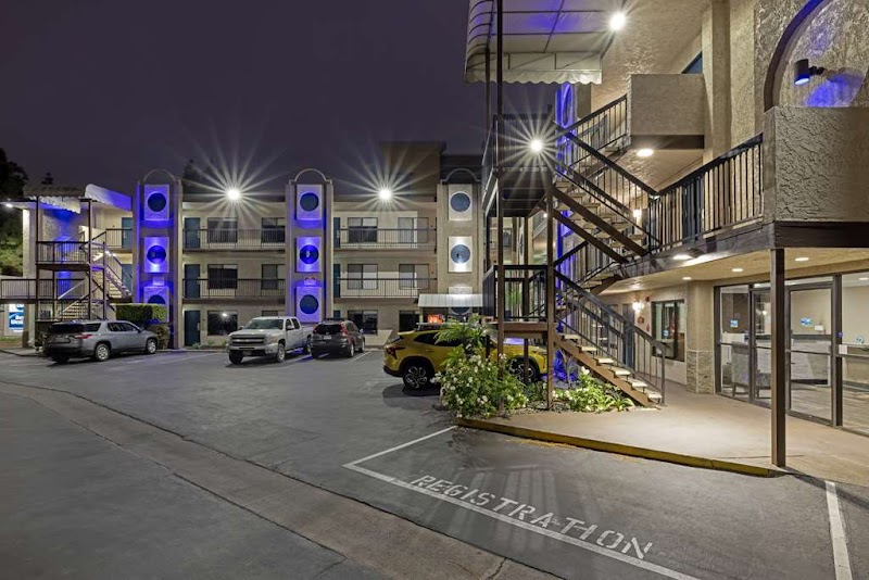 Best Western Courtesy Inn in Anaheim, California, United States