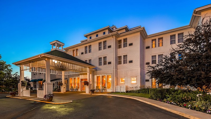 Best Western The Hotel Chequamegon in Ashland, Wisconsin, United States