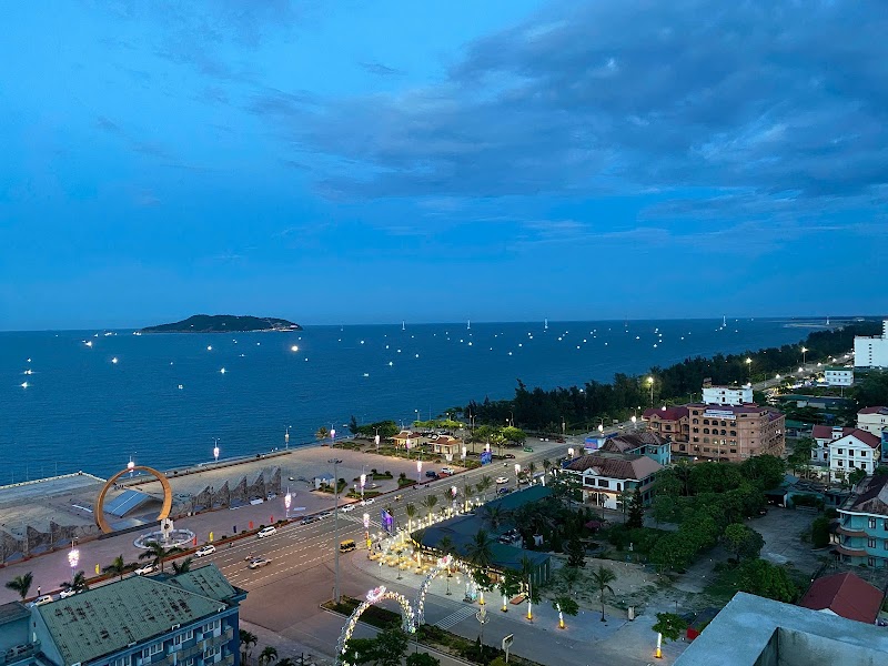 Blue Wave Hotel Cua Lo in Cua Lo, Vietnam