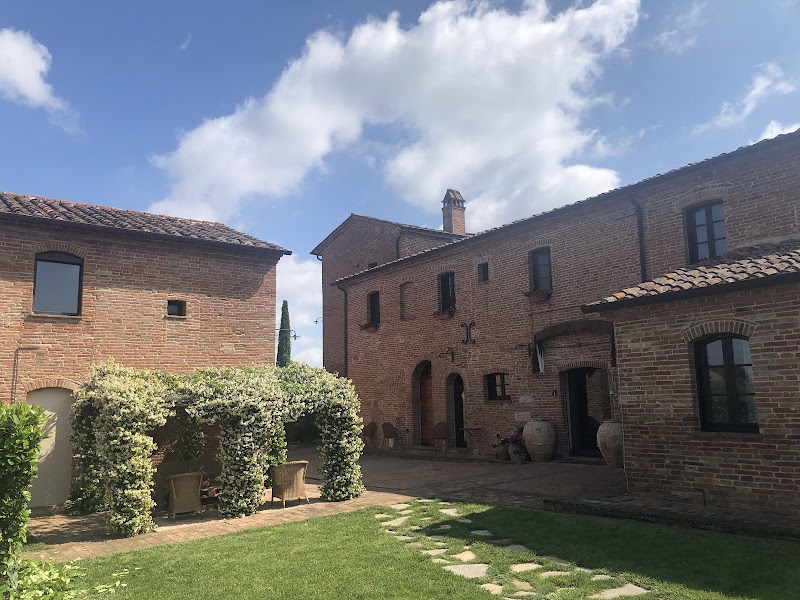 Country House Le Torri di Porsenna in Castiglione del Lago, Italy