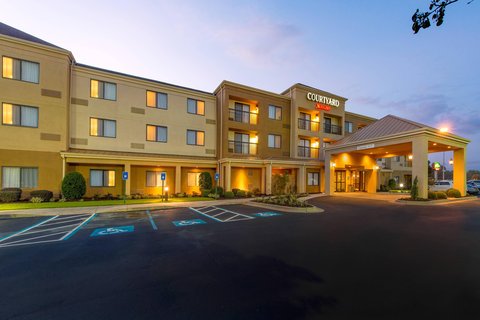 Courtyard by Marriott Albany in Albany, Georgia, United States
