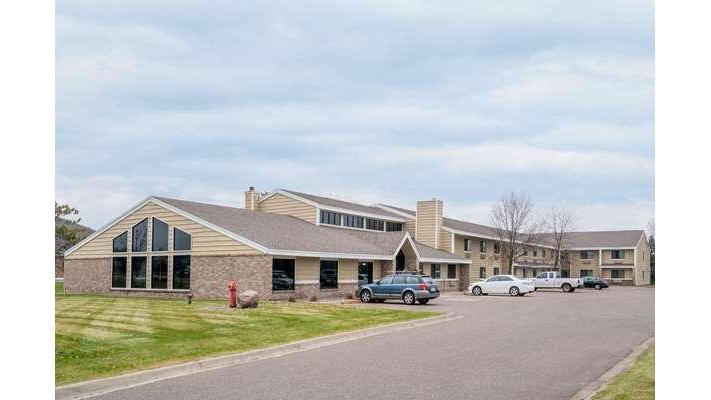 Days Inn & Suites by Wyndham Baxter Brainerd Area in Baxter, Minnesota, United States