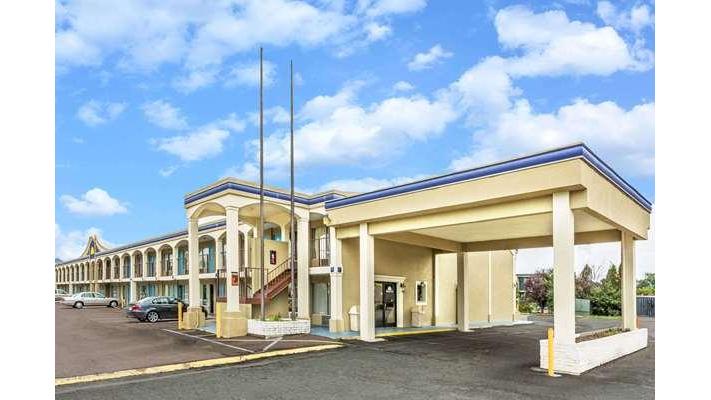 Days Inn by Wyndham Ashland in Ashland, Virginia, United States