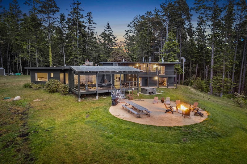 Driftwood Lodge in Blaine, Washington, United States