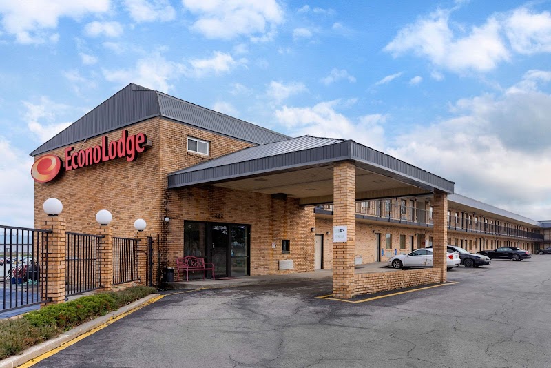 Econo Lodge Belton - Kansas City South in Belton, Missouri, United States