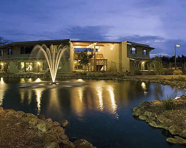 Gaia Hotel & Spa in Anderson, California, United States