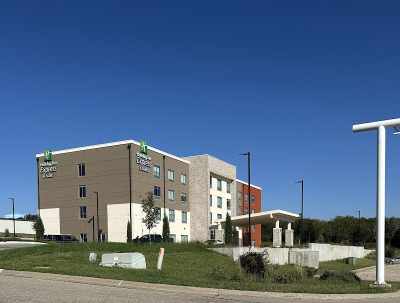Holiday Inn Express & Suites Abilene in Abilene, Kansas, United States