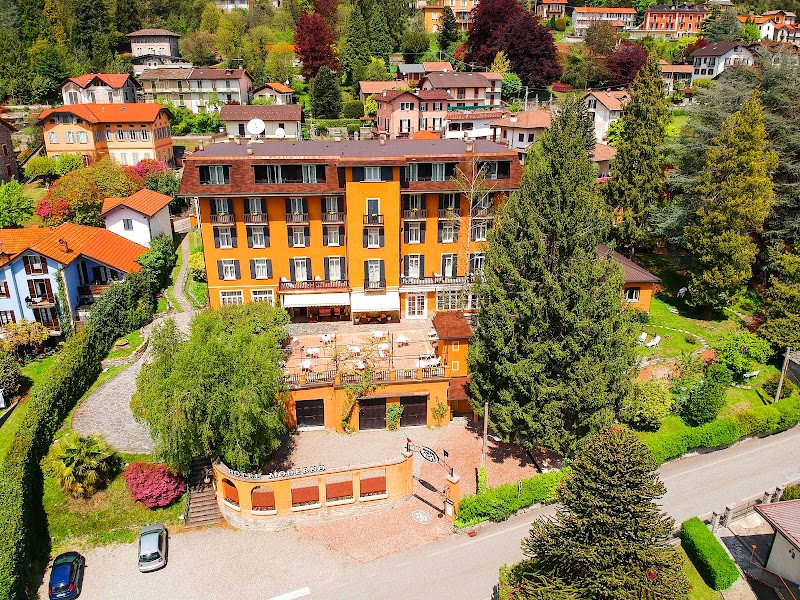 Hotel Albergo Meublè Moderno in Verbania, Italy
