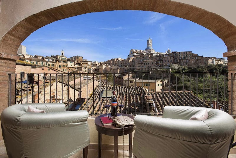 Hotel Alma Domus in Siena, Italy