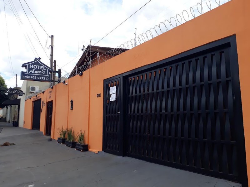 Hotel Ana's Place in Barretos, Brazil