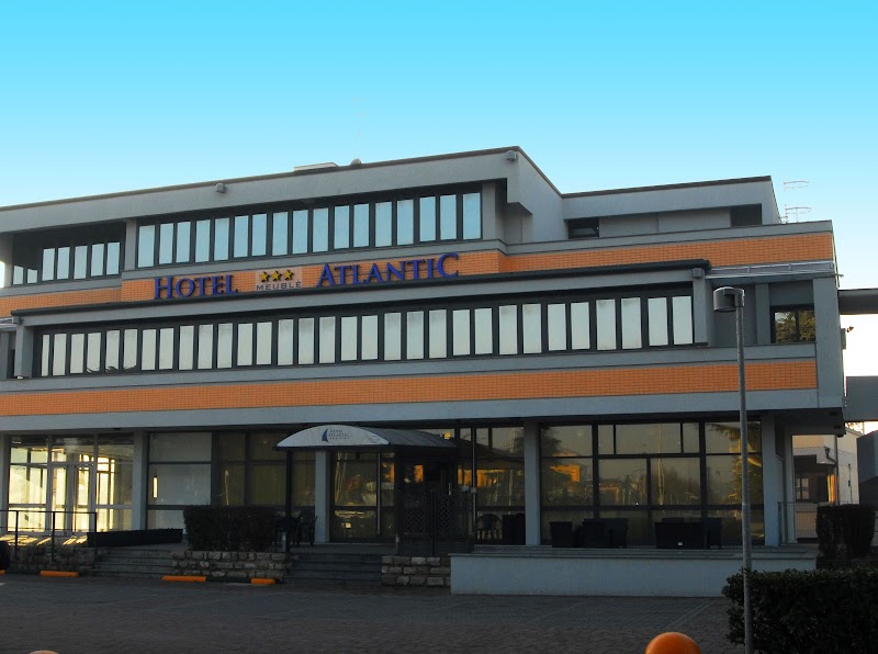 Hotel Atlantic Meublé in Treviglio, Italy