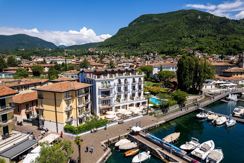 Hotel Bellerive in Salo, Italy