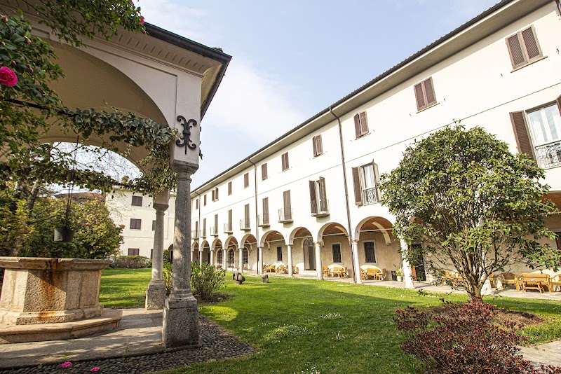 Hotel Il Chiostro in Verbania, Italy