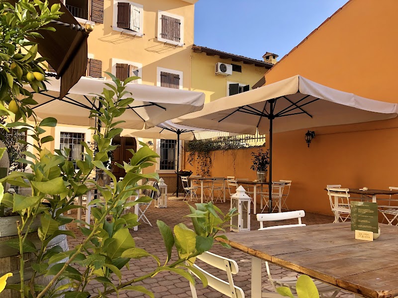 Hotel La Bastia in Valeggio sul Mincio, Italy