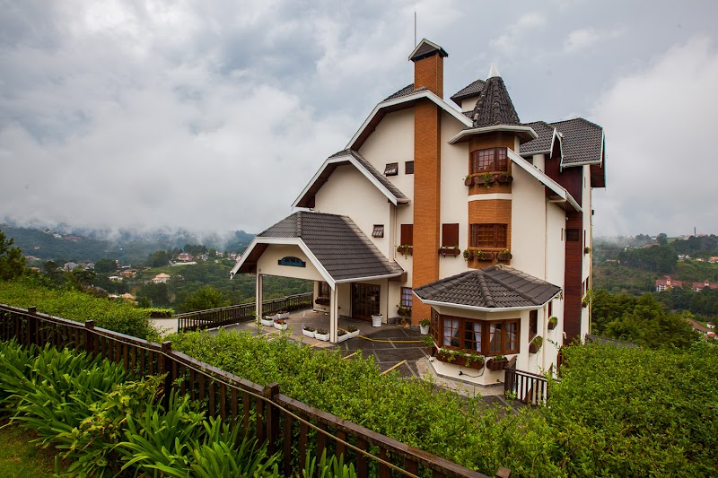 Hotel Mendenhall in Campos do Jordao, Brazil
