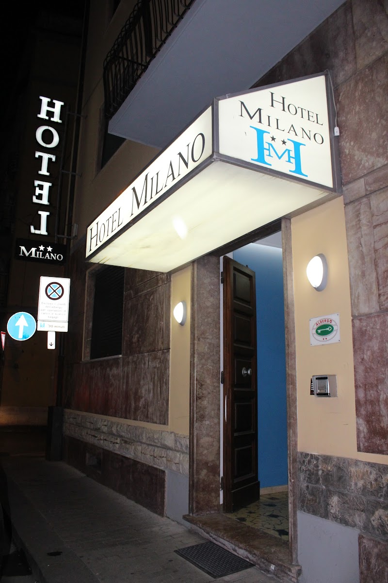 Hotel Milano in Pisa, Italy