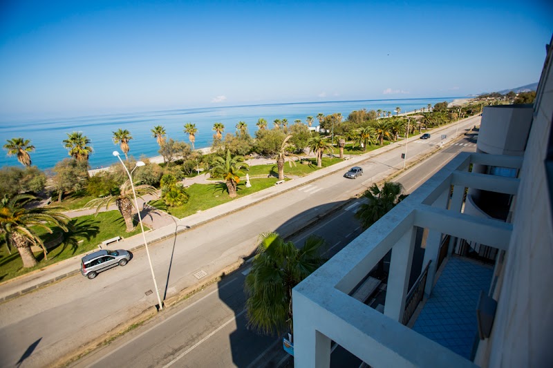 Hotel Milano in Sant'Agata di Militello, Italy