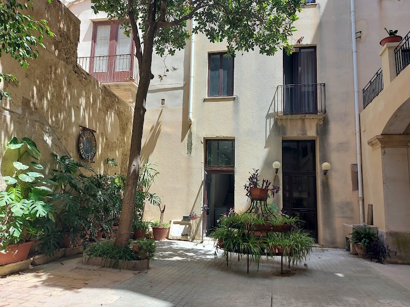 Hotel Moderno in Trapani, Italy