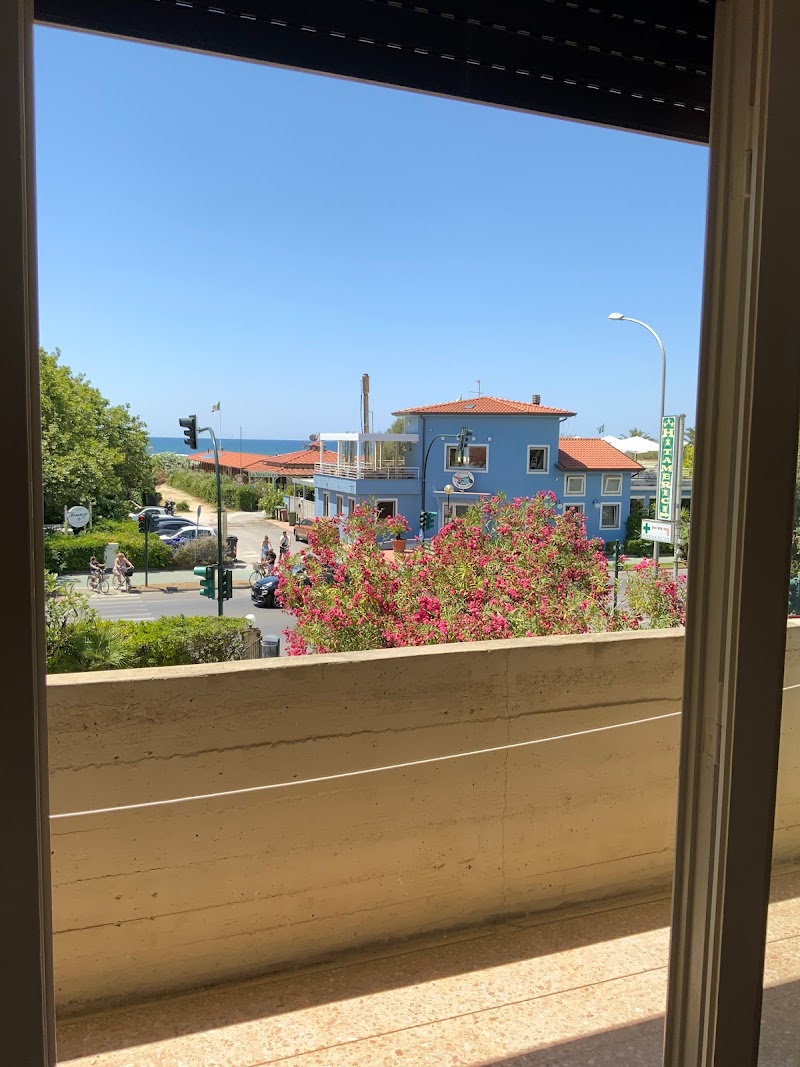 Hotel Naviglio in Pietrasanta, Italy