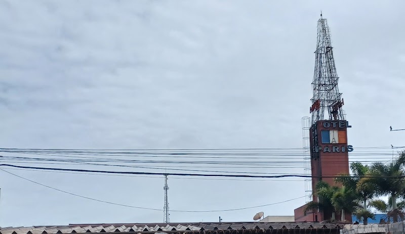 Hotel Paris in Divinopolis, Brazil