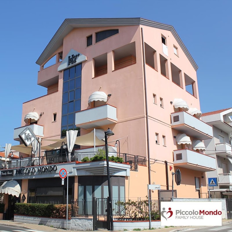 Hotel Piccolo Mondo in Montesilvano, Italy