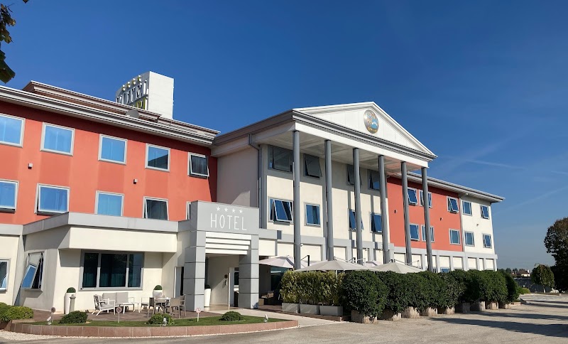 Hotel Poppi in Mira, Italy