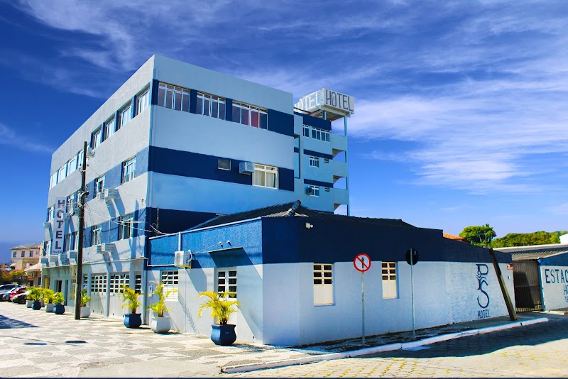 Hotel Praia e Sol in Matinhos, Brazil