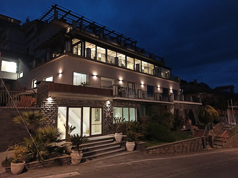 Hotel Primavera Dell'Etna in Zafferana Etnea, Italy